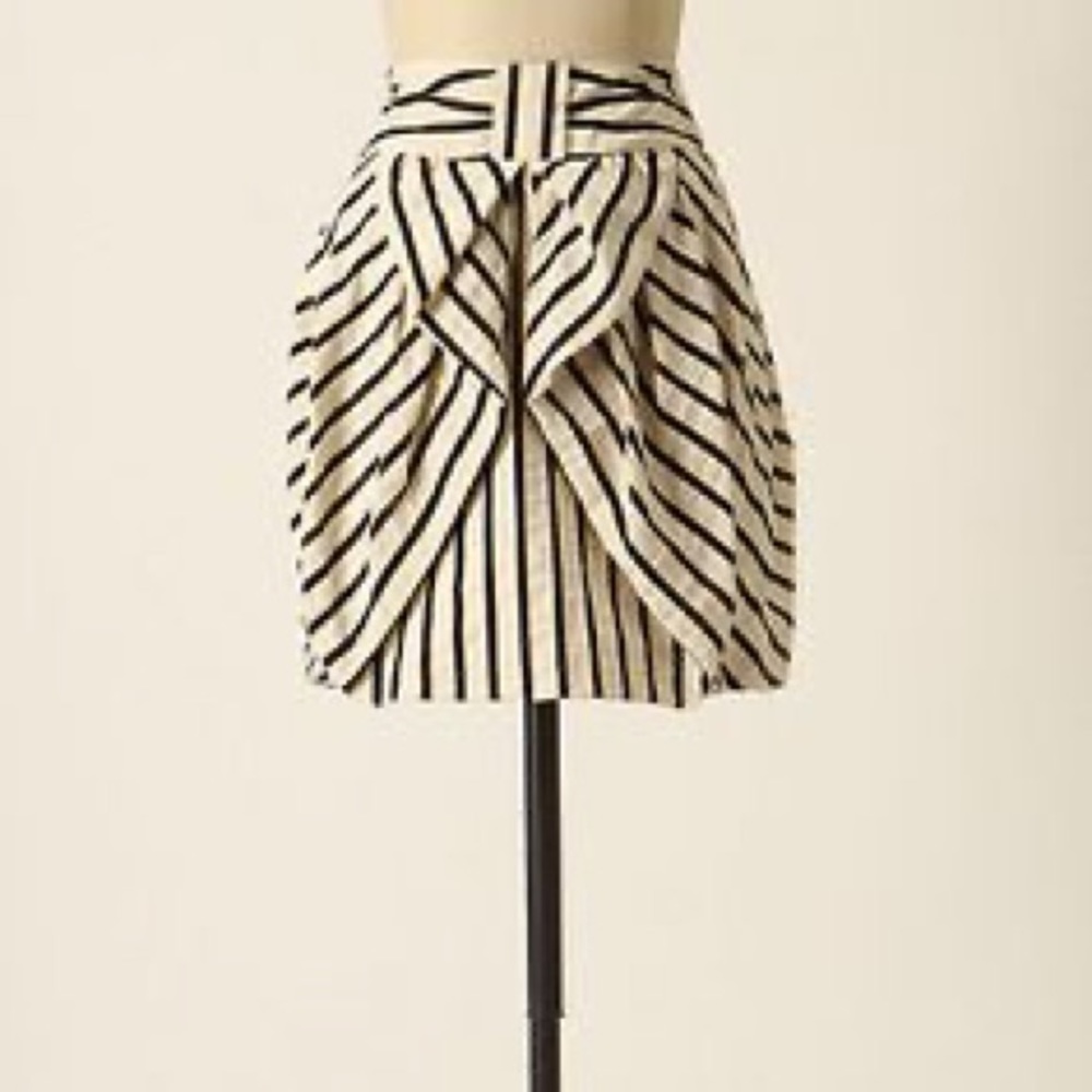 Eva Franco / Anthropologie Aniseed Bow Tulip Skirt
